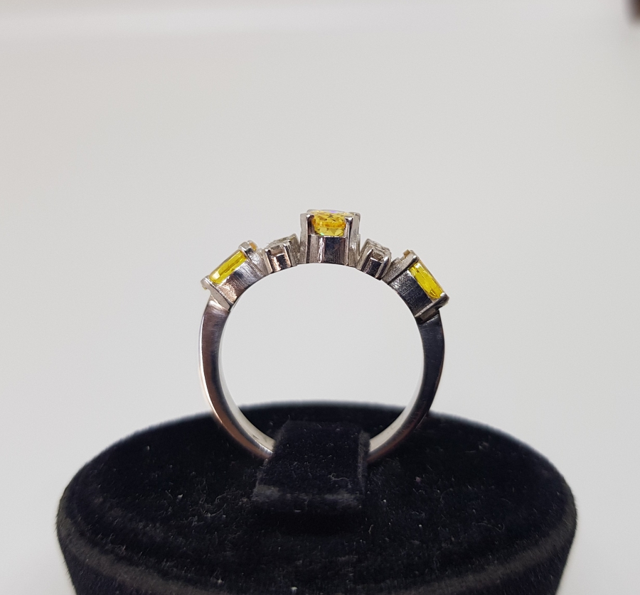 SİTRİN VE PIRLANTA TAŞLI BÜYÜK BAGET MODELİ YÜZÜK