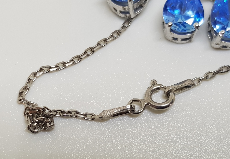 DAMLA MODEL AQUAMARİN VE PIRLANTA TAŞLI KOLYE