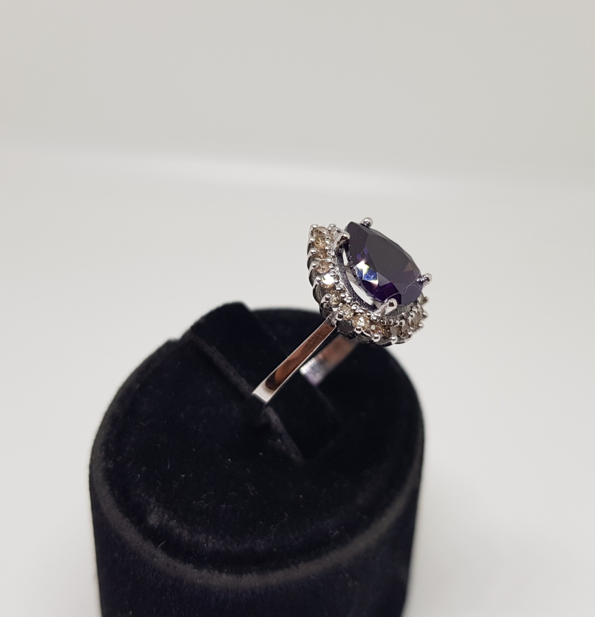 DAMLA MODEL AMETİST VE PIRLANTA TAŞLI YÜZÜK