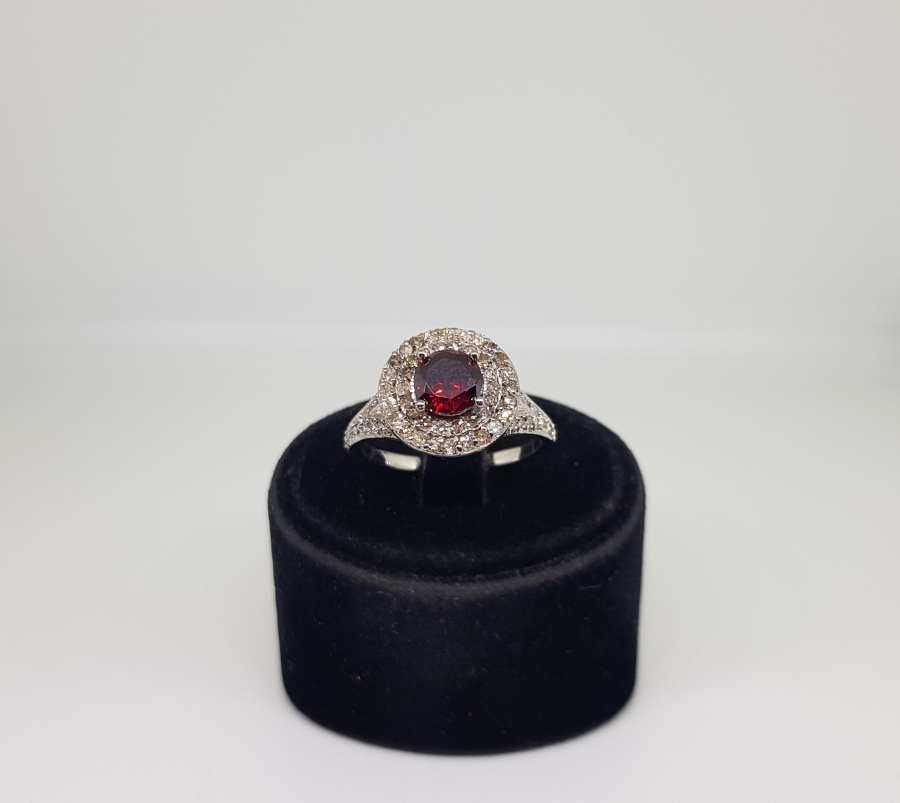 PIRLANTA VE GARNET TAŞLI NAZAR MODELİ YÜZÜK