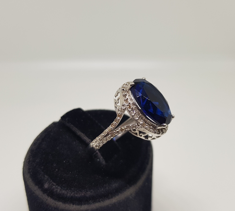 SAFİR VE PIRLANTA TAŞLI MISIRİ MODEL YÜZÜK