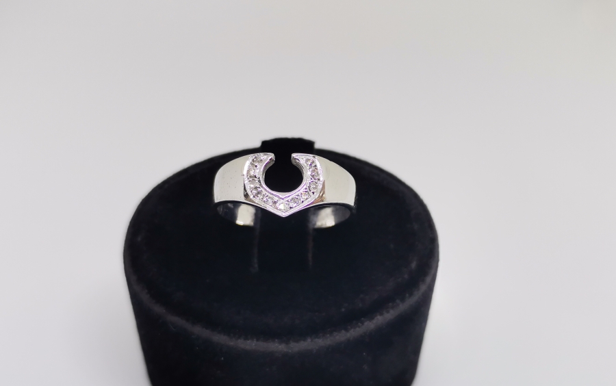 AT NALI MODEL PIRLANTA YÜZÜK