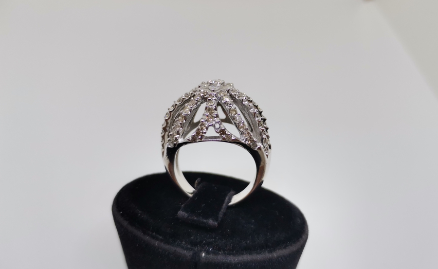 KRALİYET TACI MODELİ PIRLANTA TAŞLI YÜZÜK