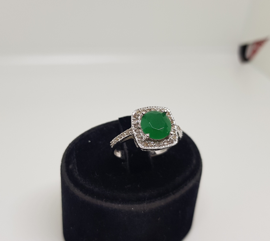 PIRLANTA VE HAM ZÜMRÜT TAŞLI YÜZÜK