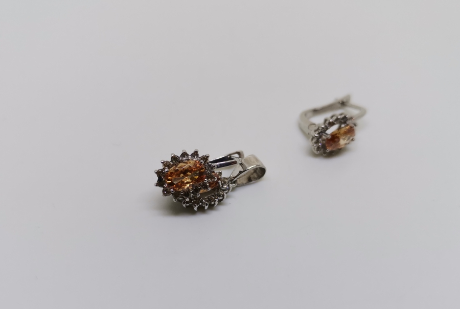 SİTRİN VE PIRLANTA TAŞLI KOLYE KÜPE TAKIMI