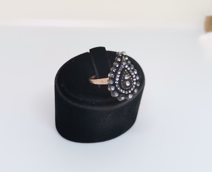 DAMLA MODELİ ELMAS TAŞLI YÜZÜK