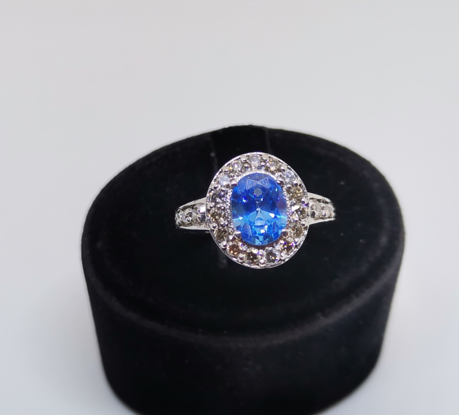 SAFİR VE PIRLANTA TAŞLI GUBUR MODEL YÜZÜK