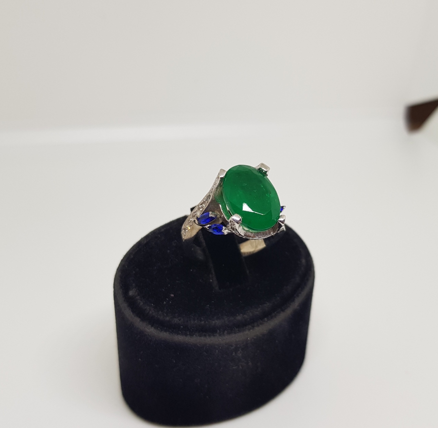 ZÜMRÜT PIRLANTA VE SAFİR TAŞLI HÜRREM MODEL YÜZÜK