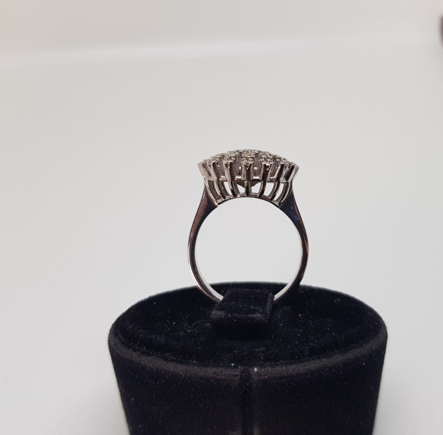 KİRPİ MODELİ PIRLANTA TAŞLI YÜZÜK