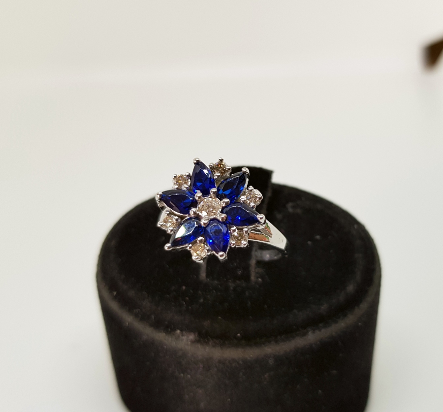 SAFİR VE PIRLANTA TAŞLI GÜNEŞ MODEL YÜZÜK