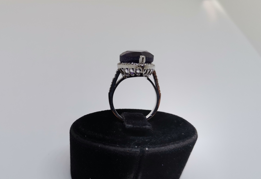 AMETİST VE PIRLANTA TAŞLI DAMLA MODEL BÜYÜK YÜZÜK