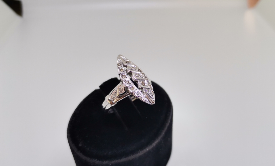 MEKİK MODEL PIRLANTA YÜZÜK