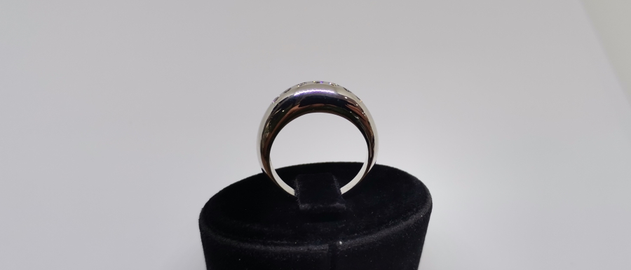 YEDİTAŞLI PIRLANTA YÜZÜK