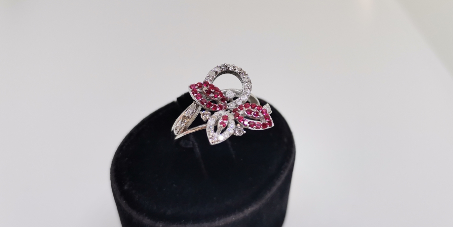 FİYONK MODEL YAKUT VE  PIRLANTA TAŞLI YÜZÜK