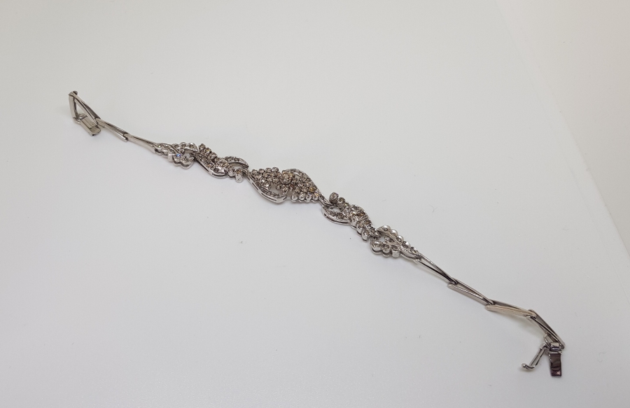 PIRLANTA TAŞLI YERLİ MODEL BİLEKLİK