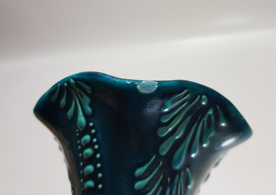 KABARTMA İŞÇİLİKLİ KÜTAHYA VAZO