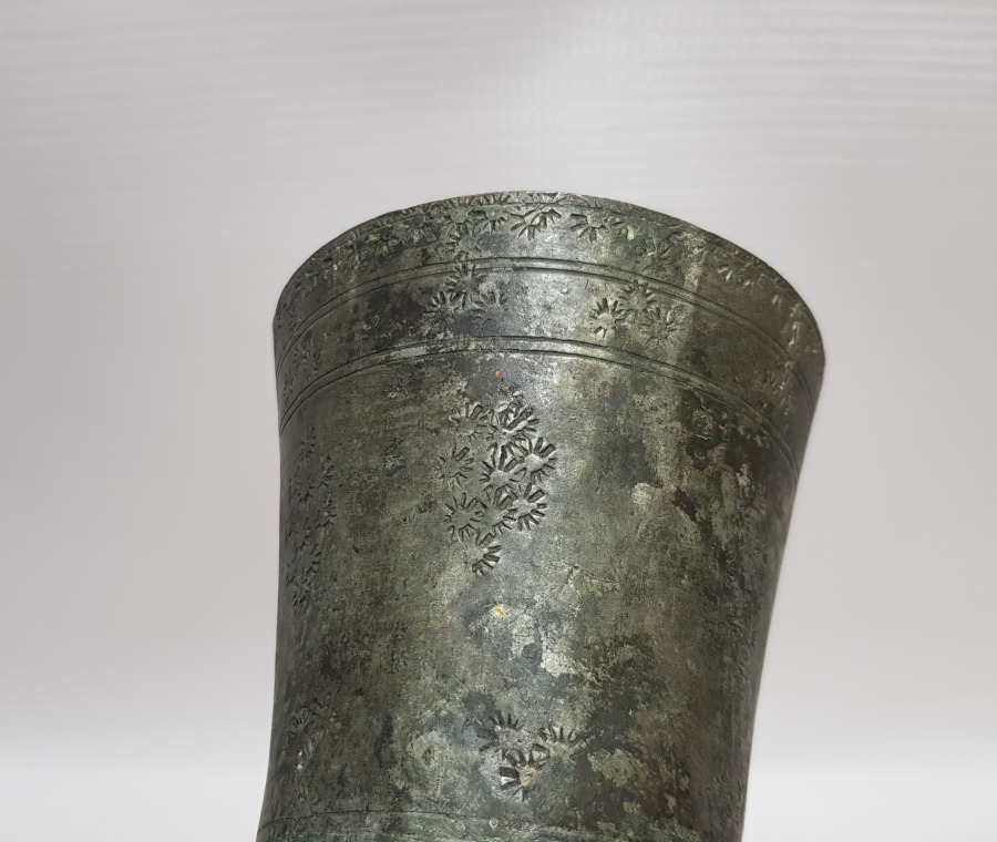 ÜZERİ İŞLEMELİ OSMANLI DÖNEMİ SU BARDAĞI