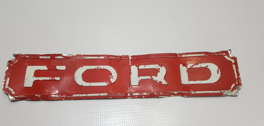 ANTİKA FORD ARABA APLİĞİ