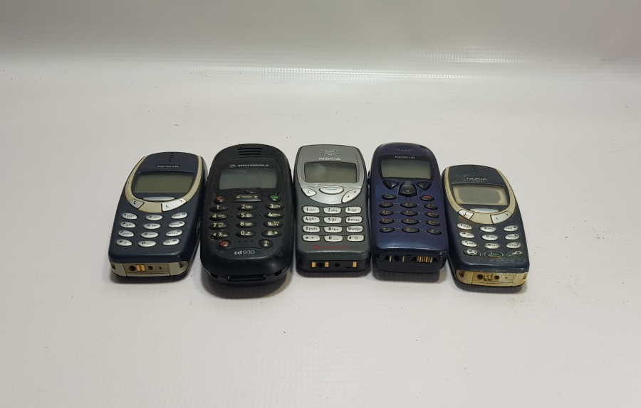 5 ADET ANTİKA CEP TELEFONU