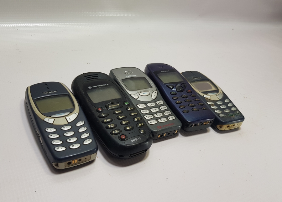 5 ADET ANTİKA CEP TELEFONU
