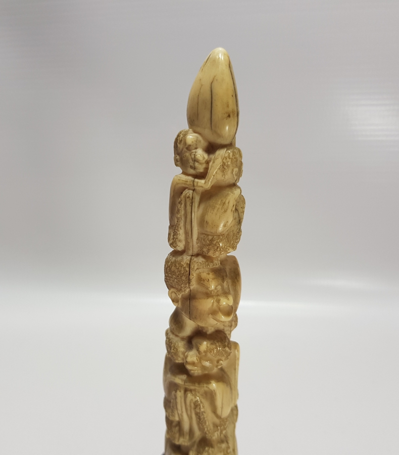 FİLDİŞİNDEN MAMUL ANTİKA MASA ÜSTÜ OBJESİ