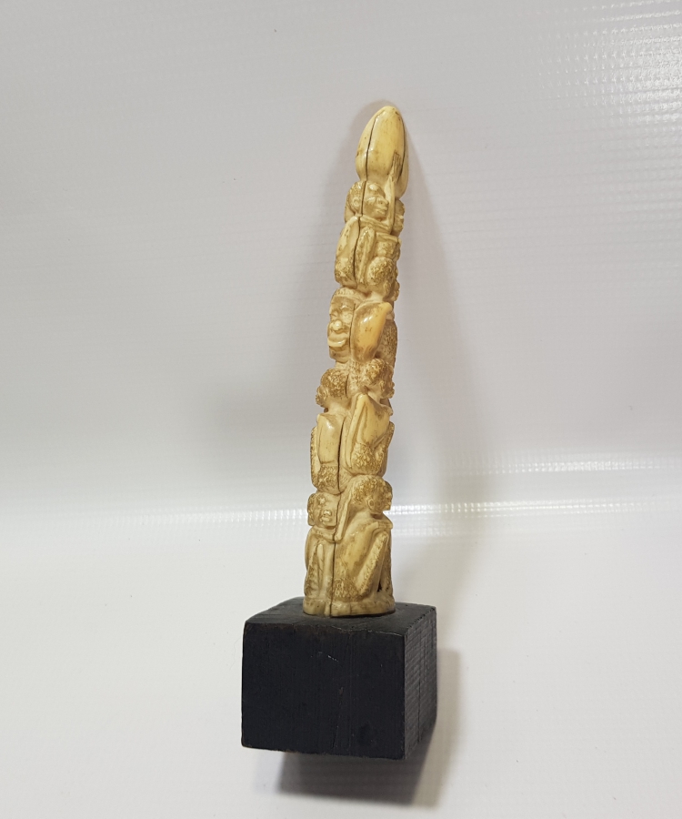 FİLDİŞİNDEN MAMUL ANTİKA MASA ÜSTÜ OBJESİ