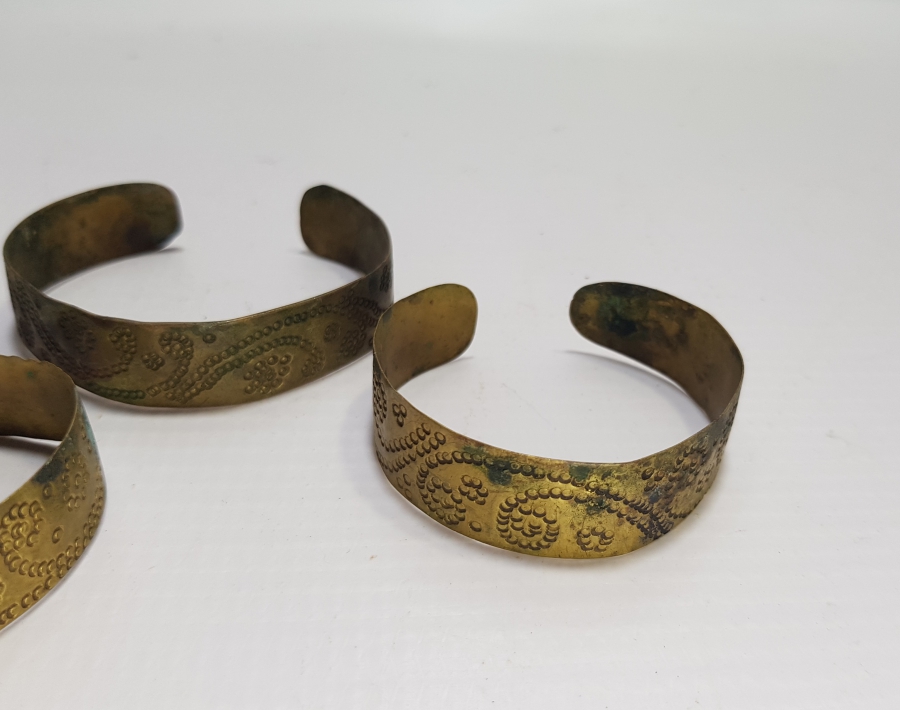 OSMANLI DÖNEMİ 3 ADET EL YAPIMI ROMATİZMA BİLEKLİĞİ