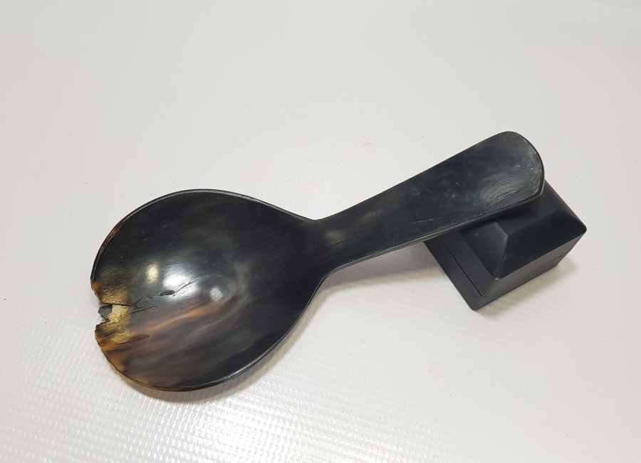 OSMANLI DÖNEMİ BOYNUZDAN MAMUL DEV BOY KAŞIK