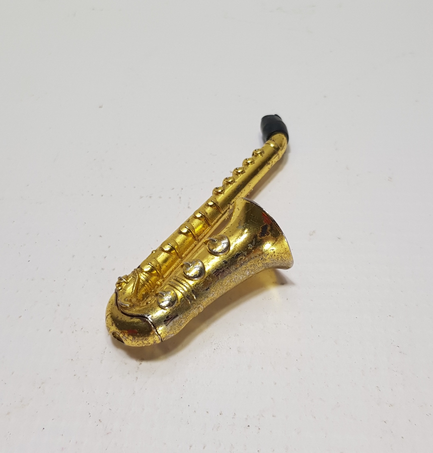 SAKSAFON FORMLU ANTİKA SİGARA AĞIZLIĞI