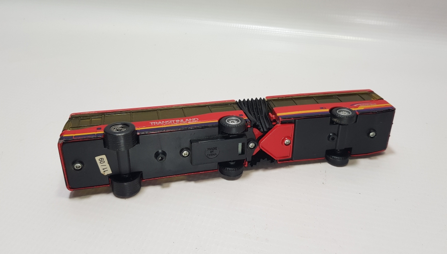 ESKİ ÇİN YAPIMI ANTİKA OYUNCAK KÖRÜKLÜ OTOBÜS