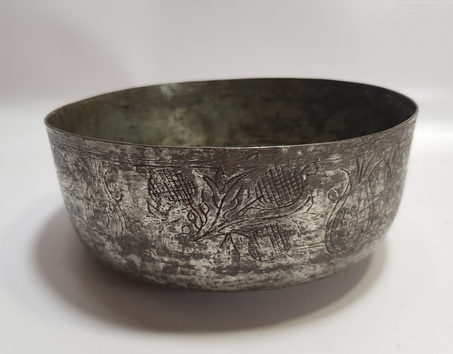 ÜZERİ NAR FİGÜRLÜ OSMANLI DÖNEMİ NADİR FORMDA BAKIR HOŞAF KASESİ