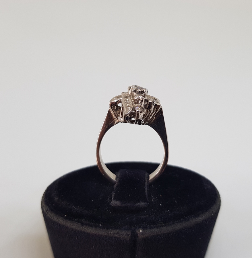 SARMAŞIK MODEL ÖZEL YAPIM PIRLANTA YÜZÜK