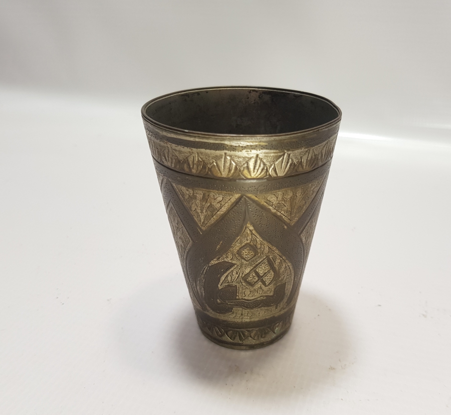 ÜZERİ ÇİNTEMANİ İŞÇİLİKLİ OSMANLI DÖNEMİ ESERİ İSTANBUL ŞERBET BARDAĞI