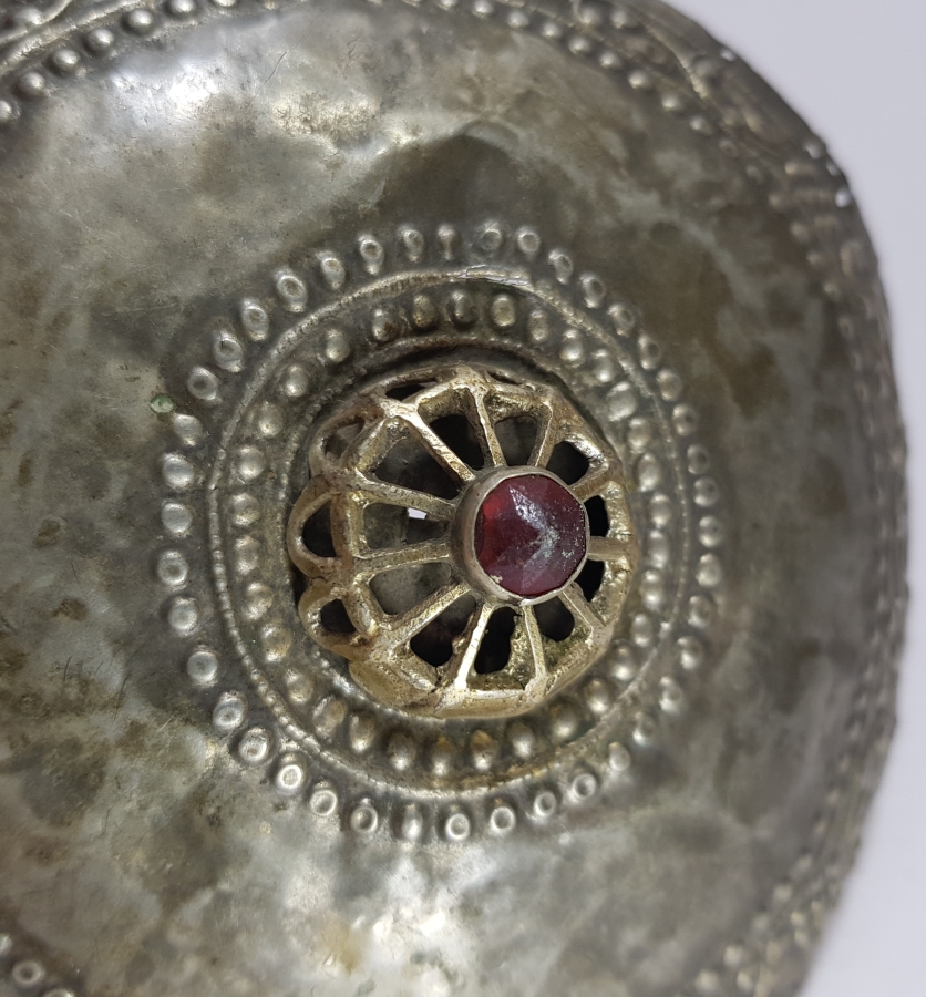 OSMANLI DÖNEMİ KABARTMA İŞÇİLİKLİ GÜMÜŞ GELİN TEPELİĞİ