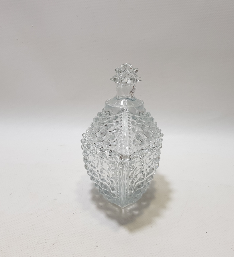 KRİSTAL KESME İŞÇİLİKLİ KAYIK FORMUNDA ANTİKA KAPAKLI ŞEKERLİK