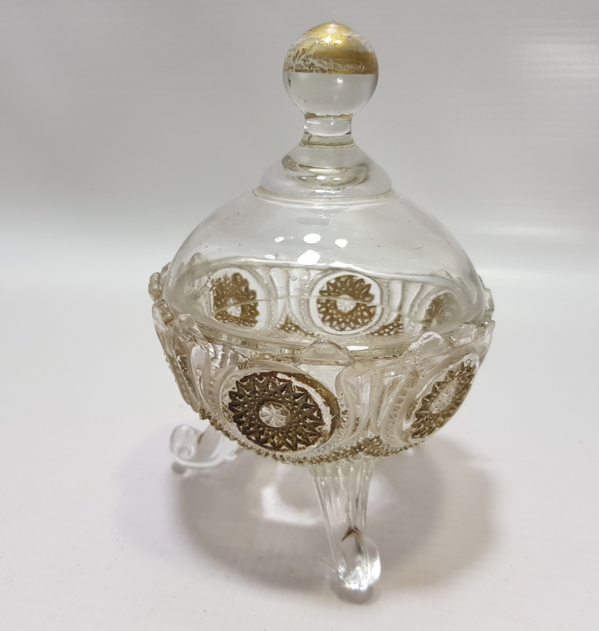 ÜZERİ ALTIN VARAKLI VE KRİSTAL KESME İŞÇİLİKLİ OSMANLI DÖNEMİ ÇOK NADİR KAPAKLI MACUNLUK