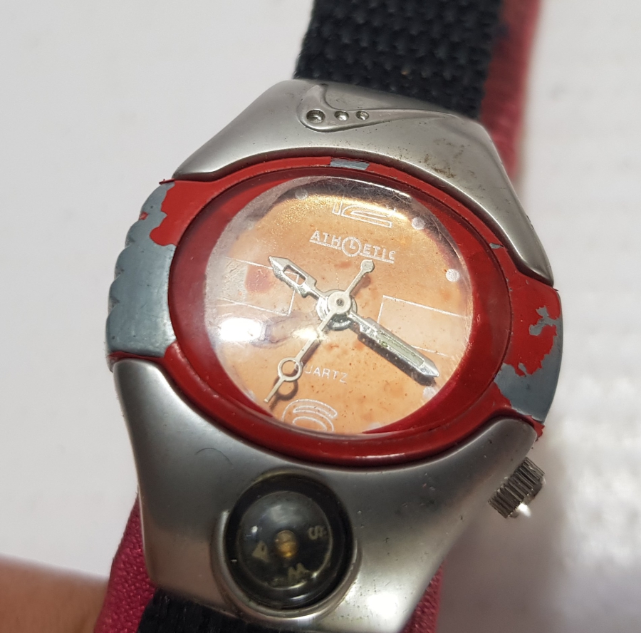 İKİ ADET PİLLİ KOL SAATİ