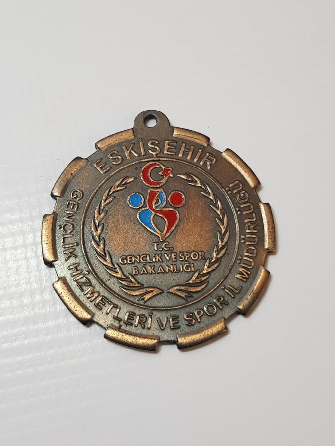 ESKİŞEHİR GENÇLİK HİZMETLERİ VE SPOR İL MÜDÜRLÜĞÜ MADALYA