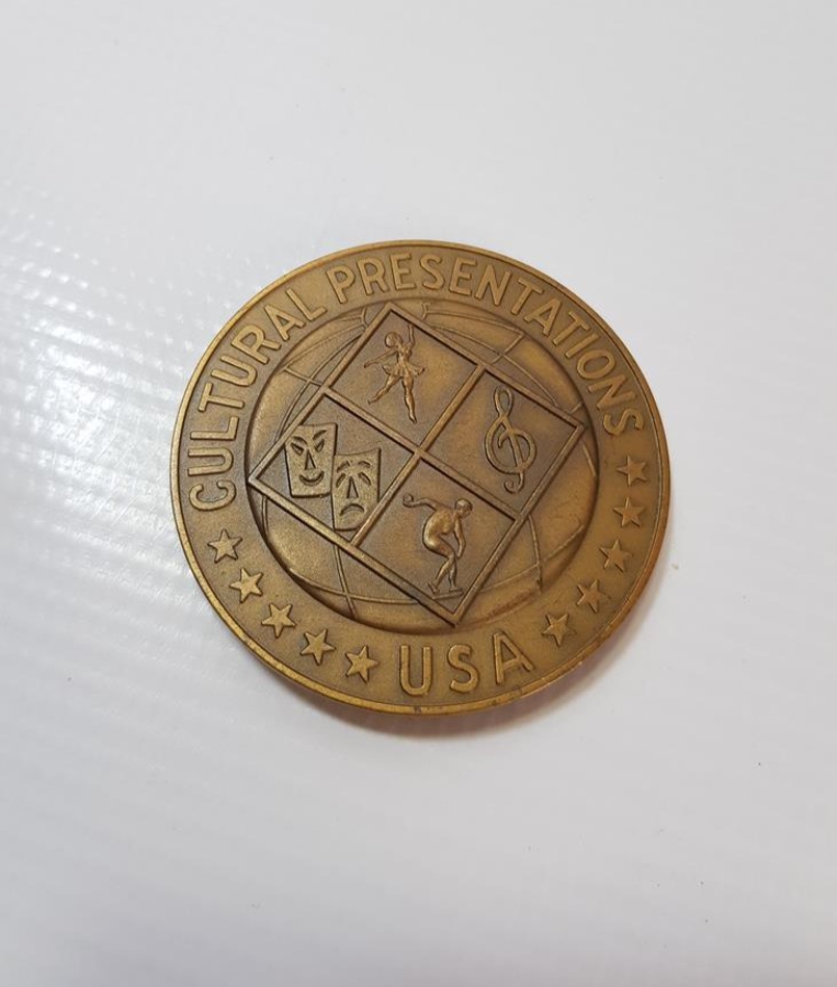 AMERİKA KÜLTÜR VE SPOR BAKANLIĞI MADALYASI