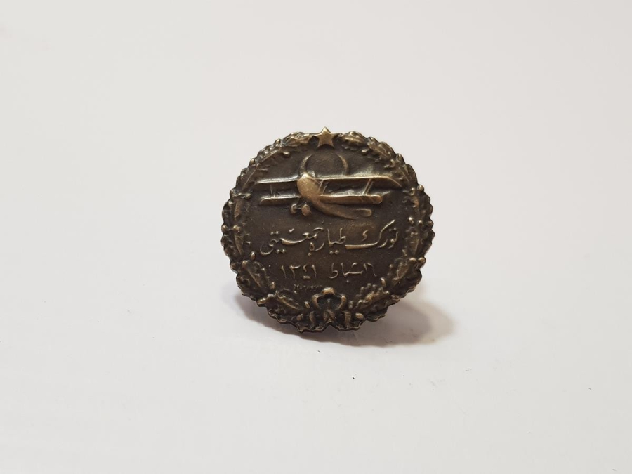 OSMANLICA YAZILI TÜRK TAYYARE CEMİYETİ ROZETİ