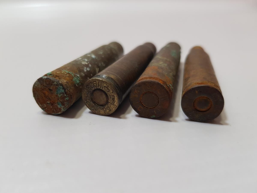 OSMANLICA YAZILI BOŞ MERMİ KOVANLARI