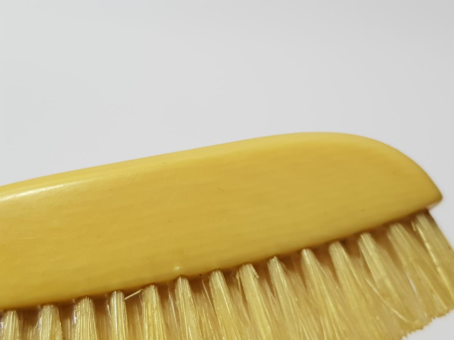 ANTİKA FİLDİŞİ FIRÇA