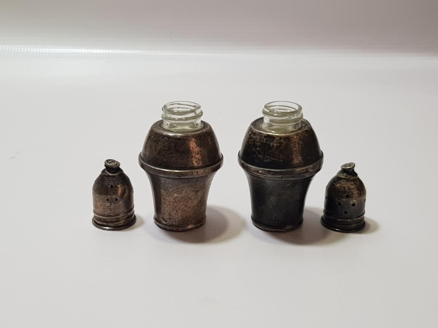 ANTİKA BİR ÇİFT GÜMÜŞ TUZLUK