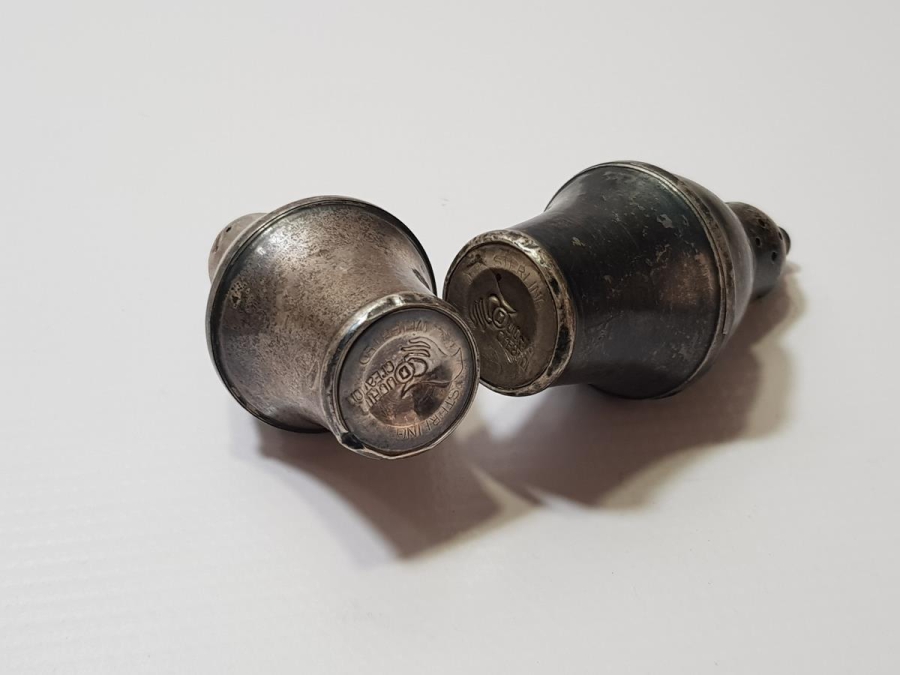 ANTİKA BİR ÇİFT GÜMÜŞ TUZLUK