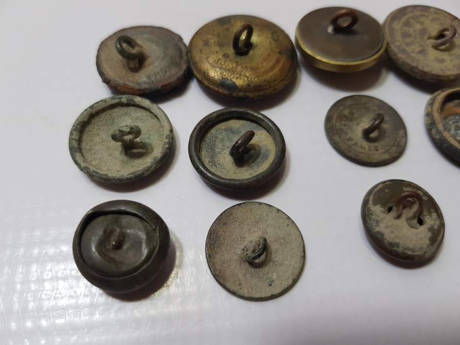 1. DÜNYA SAVAŞI DÖNEMİ BİR DÖZİNE ASKER DÜĞMESİ