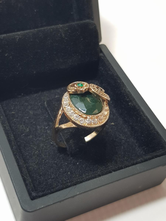 YEŞİM TAŞLI ALTIN KAPLAMA BİJUTERİ YÜZÜK