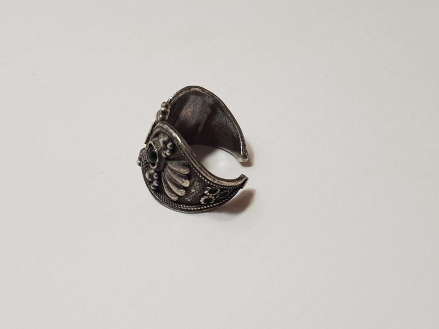 OLTU TAŞLI GÜMÜŞ BAYAN YÜZÜĞÜ