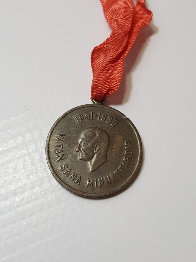 1938 ATATÜRK'ÜN VEFATI ANISINA BASILMIŞ NADİR PAMUKBANK MADALYONU