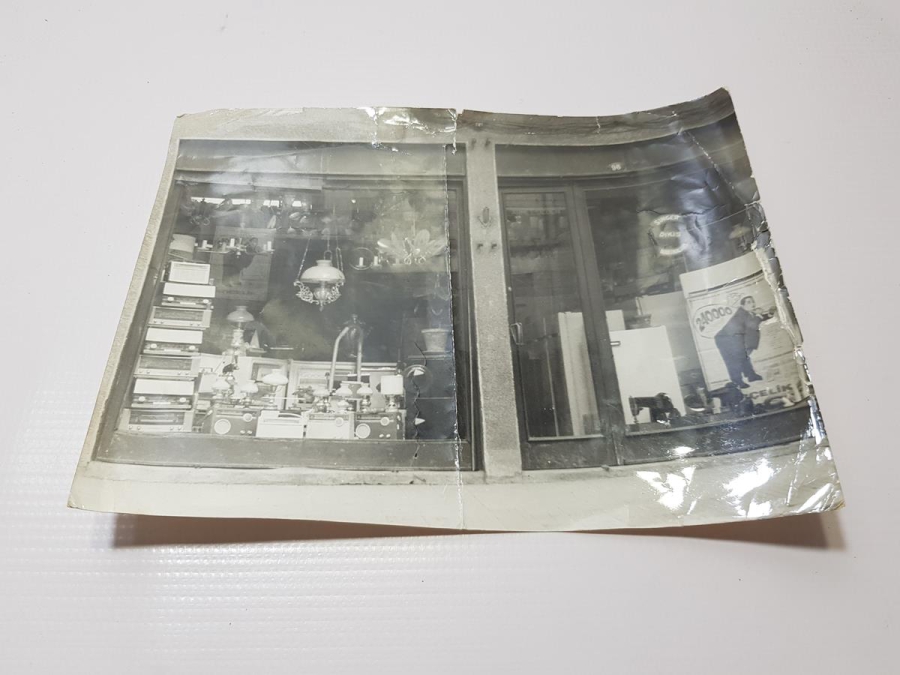 ANTİKA BEYAZ EŞYA, RADYO DÜKKANI FOTOPRAFI