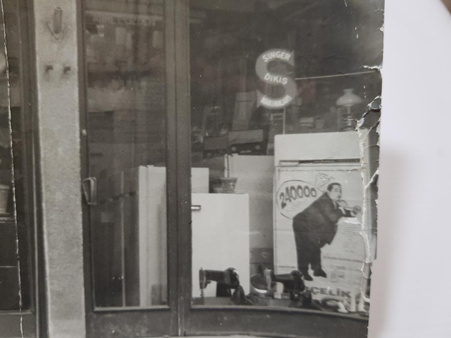 ANTİKA BEYAZ EŞYA, RADYO DÜKKANI FOTOPRAFI